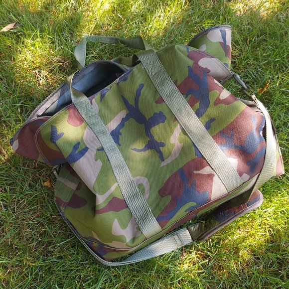 LL Bean Camo Adventure Large Duffle Bag Hunting Weekender Vacation Getaway Tote - Picture 6 of 14